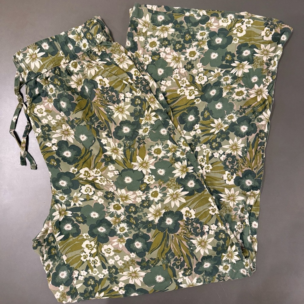 Sonoma Green & White Floral High Rise Wide Leg Pants - Size Large